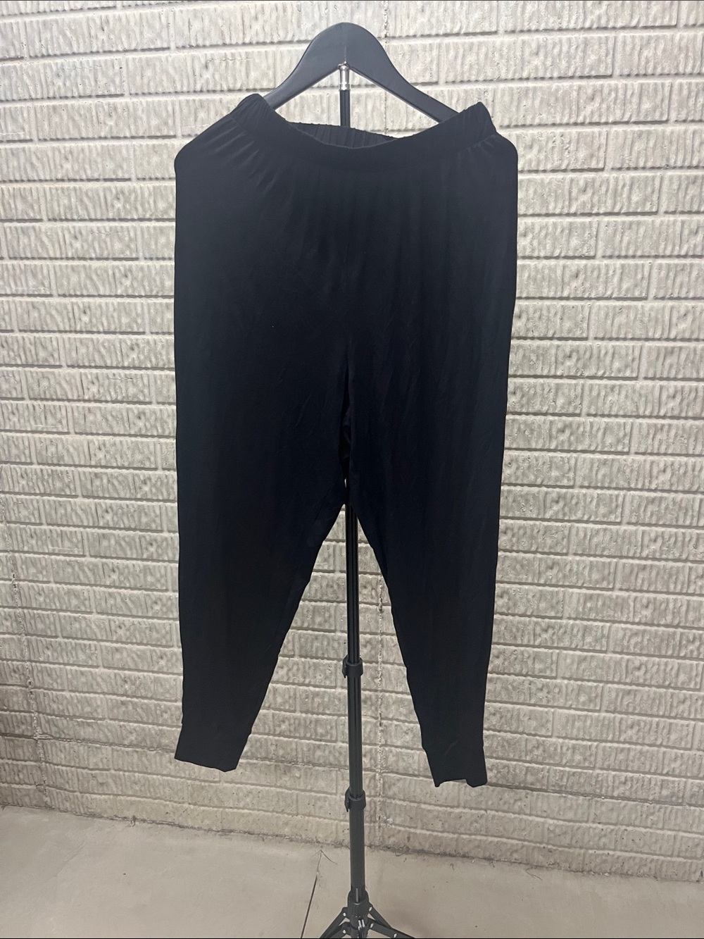 Old Navy Black Women's Elastic-Waist Jogger Pants